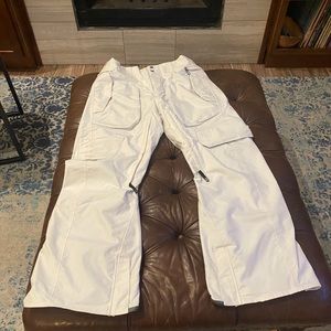 Women’s Ski or snowboarding snow pants!